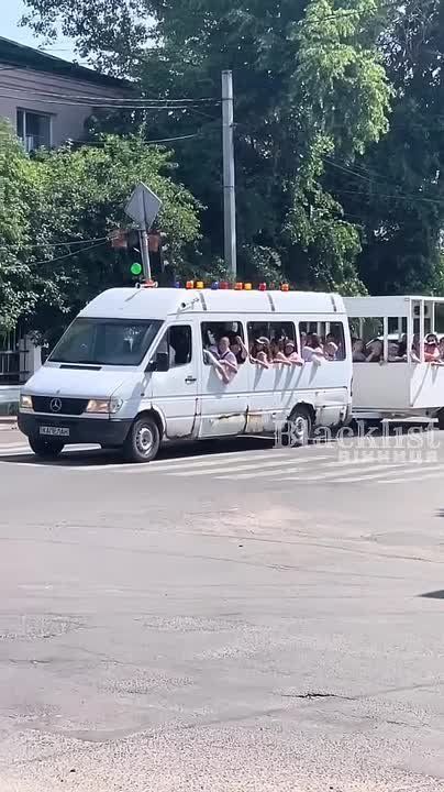 #украина_под_микроскопом: в Кировоградской области очень странным образом развлекают детей