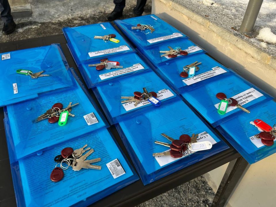 1385 �����-����� ������� �������� ����� ��� � ����������� ���������