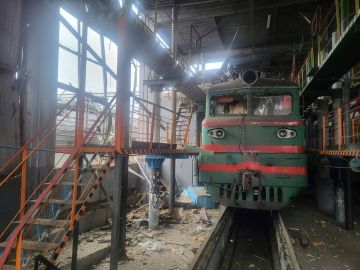 Ночью ВС РФ накрыли железнодородный узел в Знаменке (Кировоградская область)