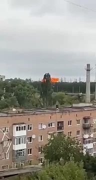 Две "Герани" прилетели вчера по Александрии в Кировоградской области: одна не очень метко, а вторая чётко в подстанцию попала